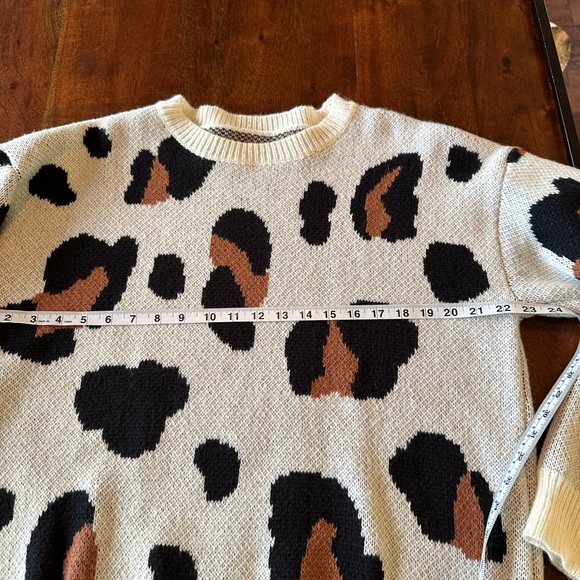 🐆Animal Print Sweater - Picture 6 of 8